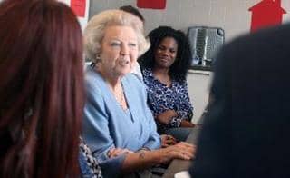 Prinses Beatrix bezoekt Roffa in Rotterdam
