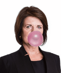 Nationaal Rapporteur Corinne Dettmeijer met kauwgumbel